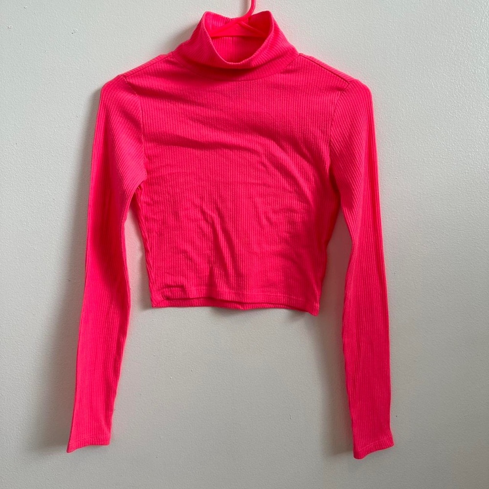 H&M Ribbed Turtleneck Top